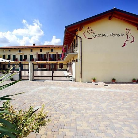 Agriturismo Cascina Mariale 알비아노디브레 외부 사진