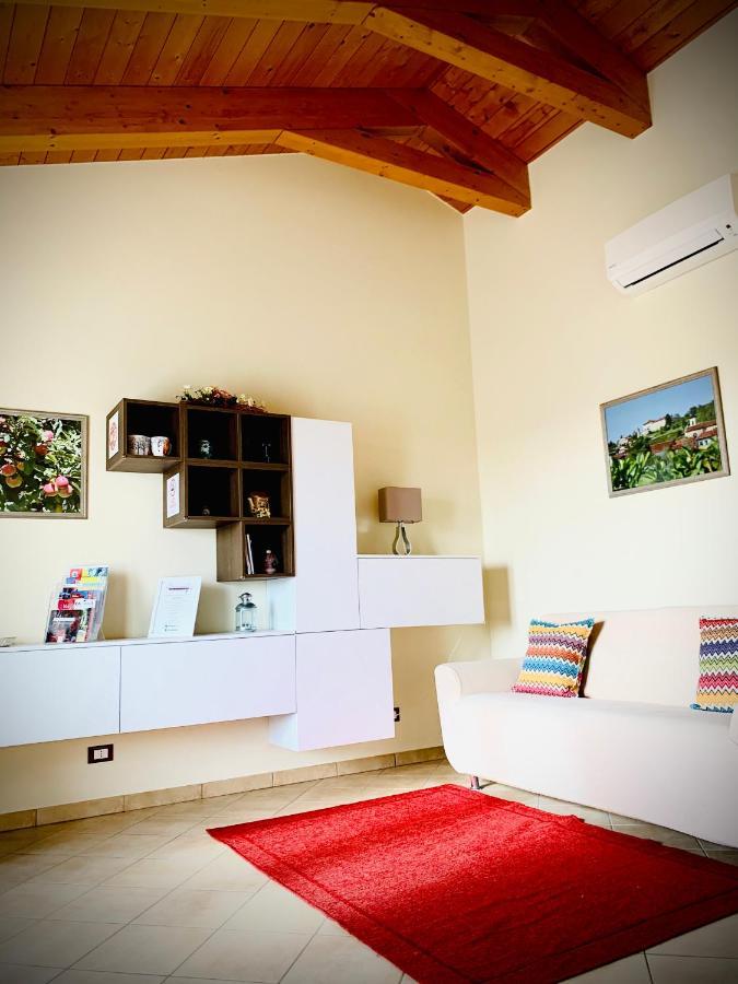 Agriturismo Cascina Mariale 알비아노디브레 외부 사진